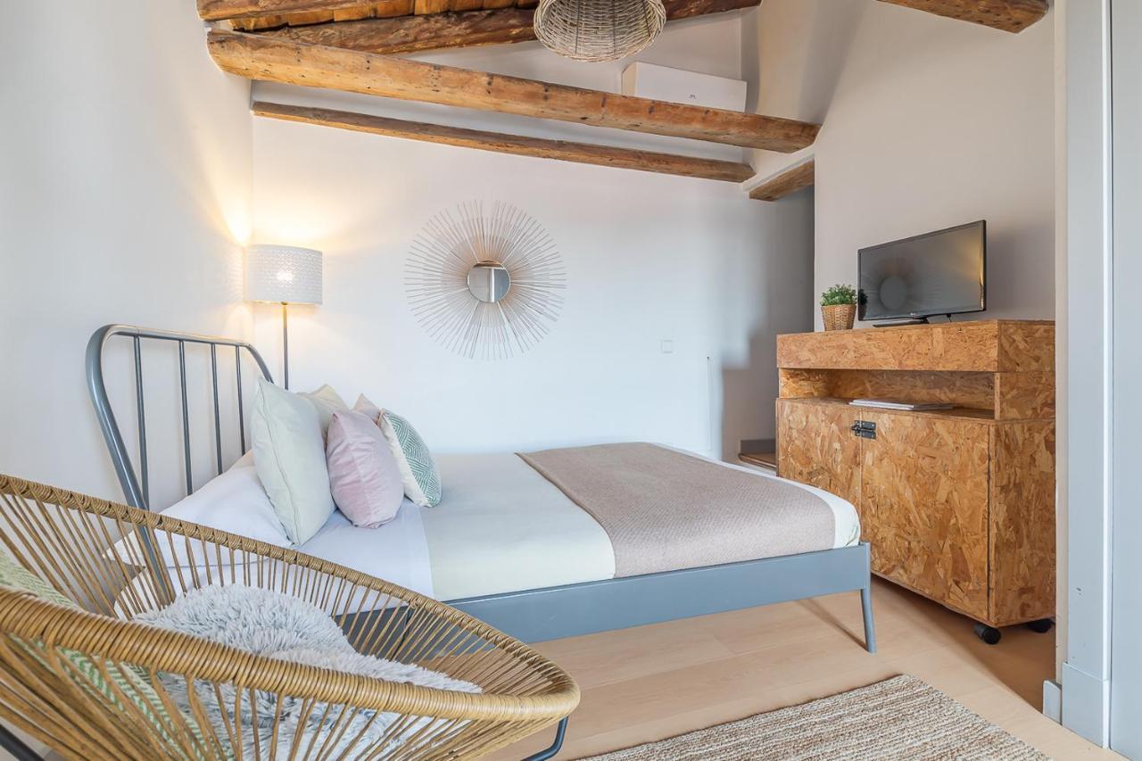 Apartamentos Fucar Madrid Bagian luar foto