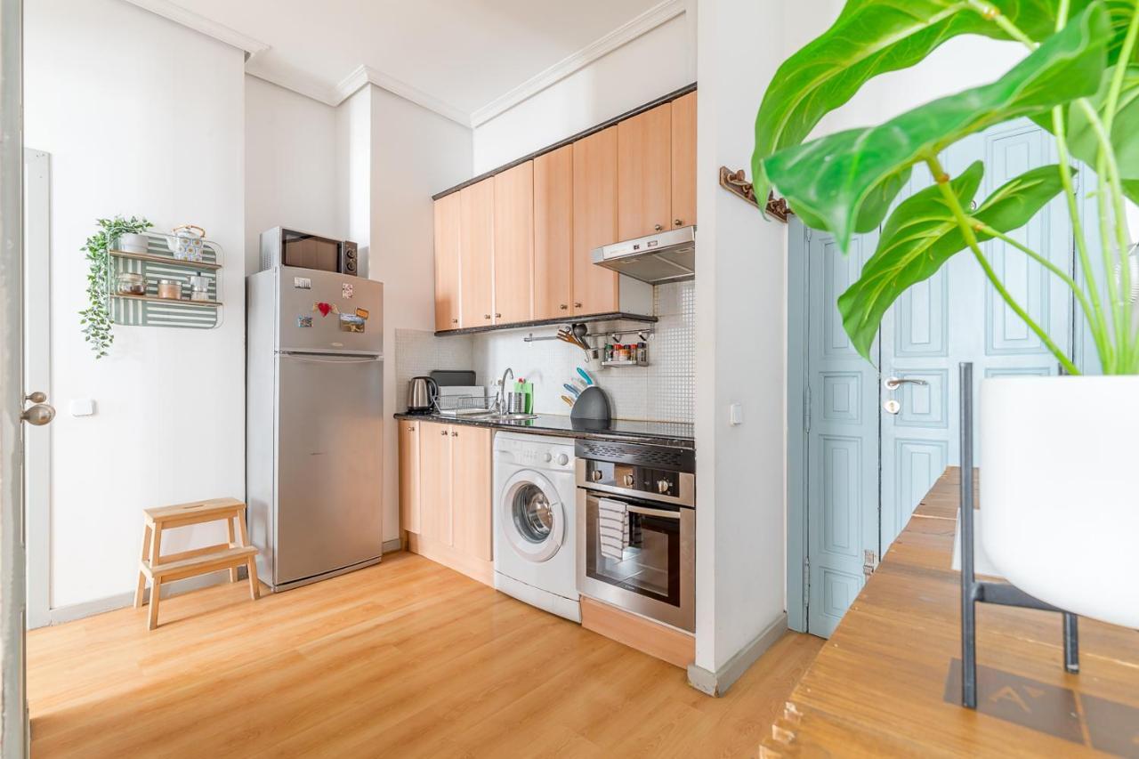 Apartamentos Fucar Madrid Bagian luar foto