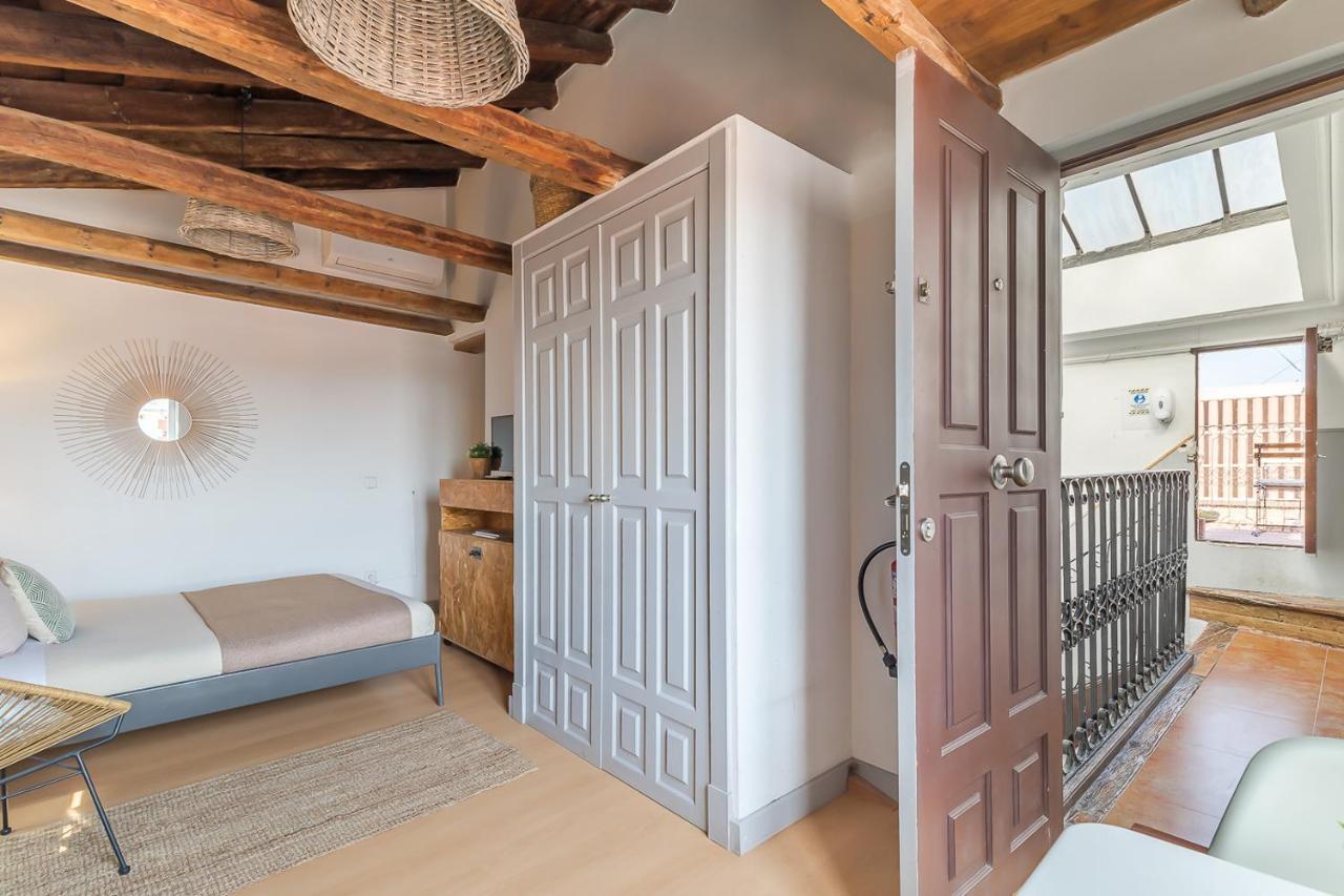 Apartamentos Fucar Madrid Bagian luar foto