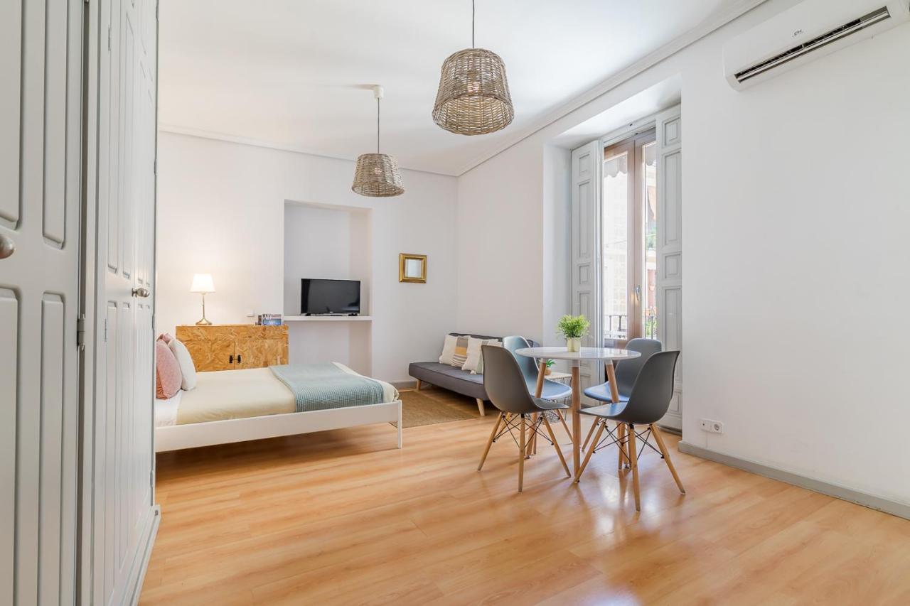 Apartamentos Fucar Madrid Bagian luar foto