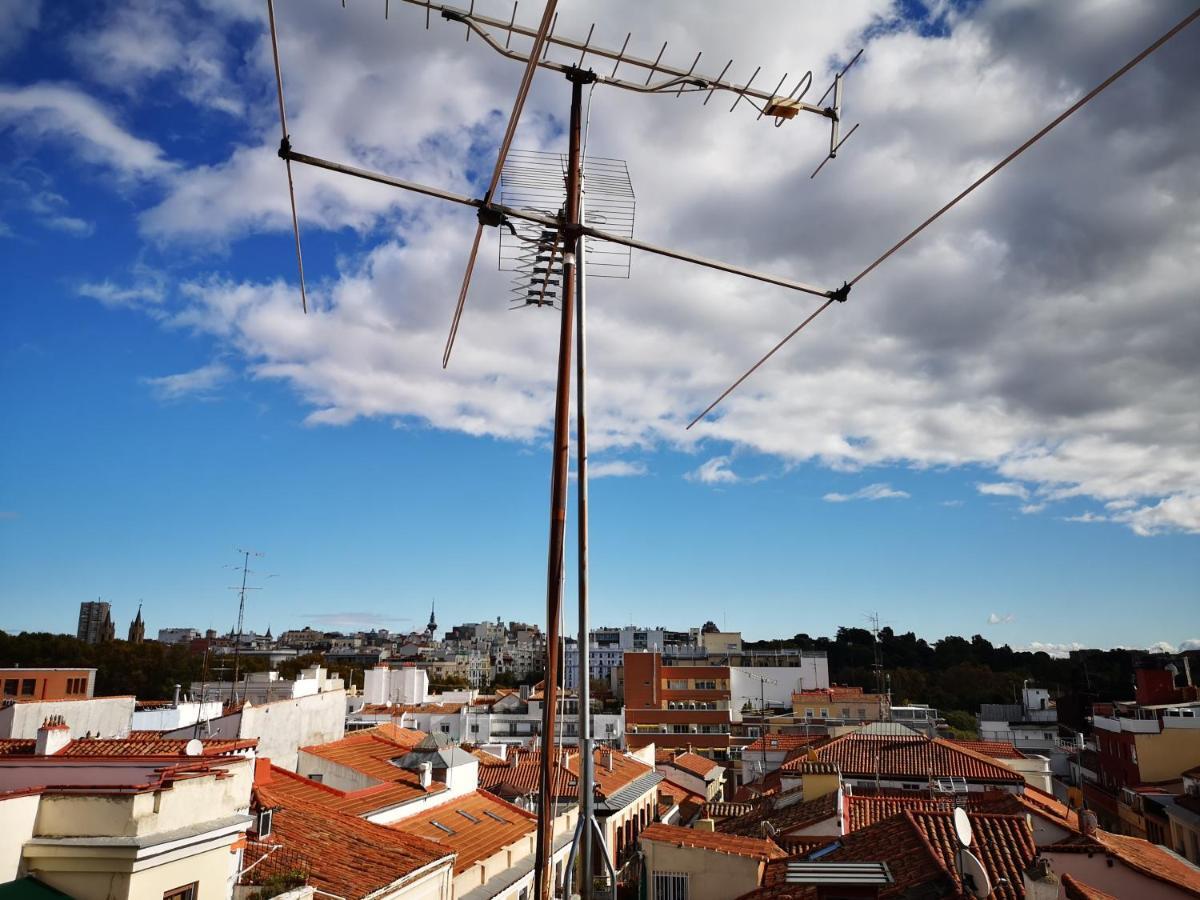 Apartamentos Fucar Madrid Bagian luar foto